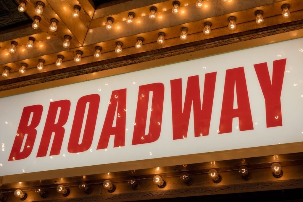 Broadway sign